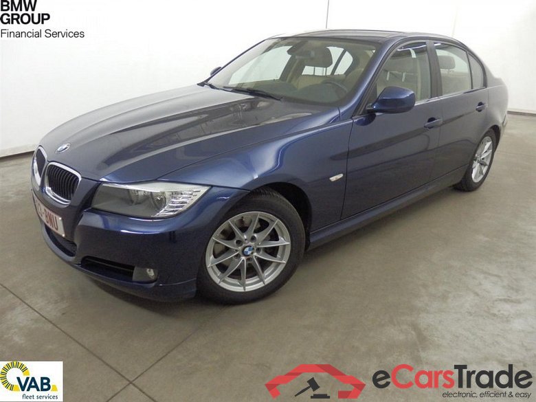 BMW 320D  EFF. BUSINESS LINE + LEDER + NAVI PRO + PDC AR *KOPPELING + VLIEGWIEL VERVANGEN OP 119074KM* #1