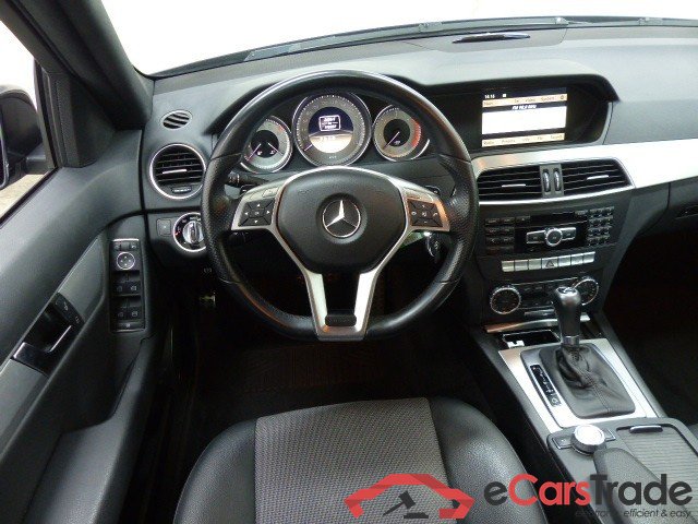Mercedes C 200CDi BE 100kw AMG Avantgarde Aut. Xenon Navi Leder PDC #4