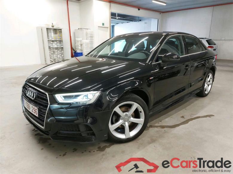 Audi A3 1.6 TDi S-Line Ext. LED-Xenon Navi Klima PDC ... #1