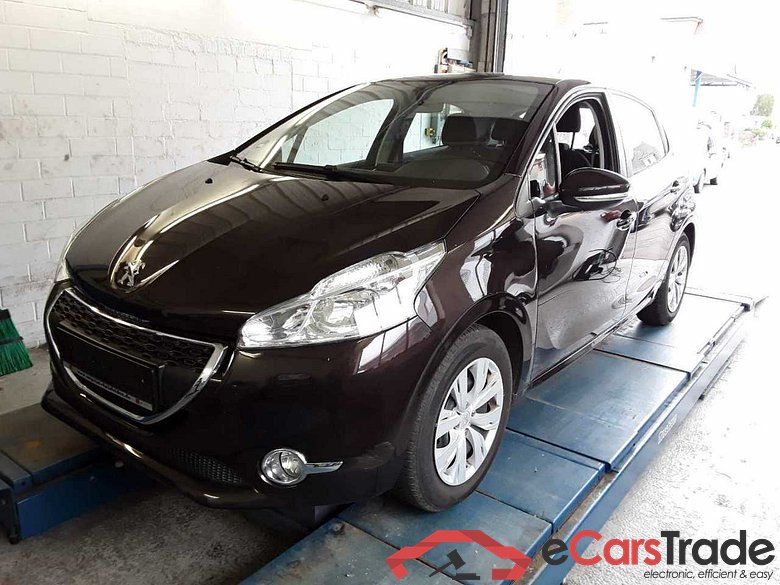 Peugeot Active 208 #1