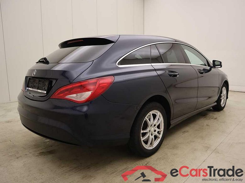 Mercedes CLA 180 d SB Command Navi 1/2 Sport-Leather Klima ... #4