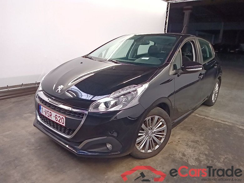 Peugeot 208 1.2 PureTech €6.2 61kW S/S Signature 5d #1