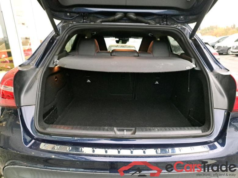 Mercedes GLA 180 d AMG LED-Xenon Command Navi Sport-Leather-Alcantara KeylessGo Klima PDC ... #6