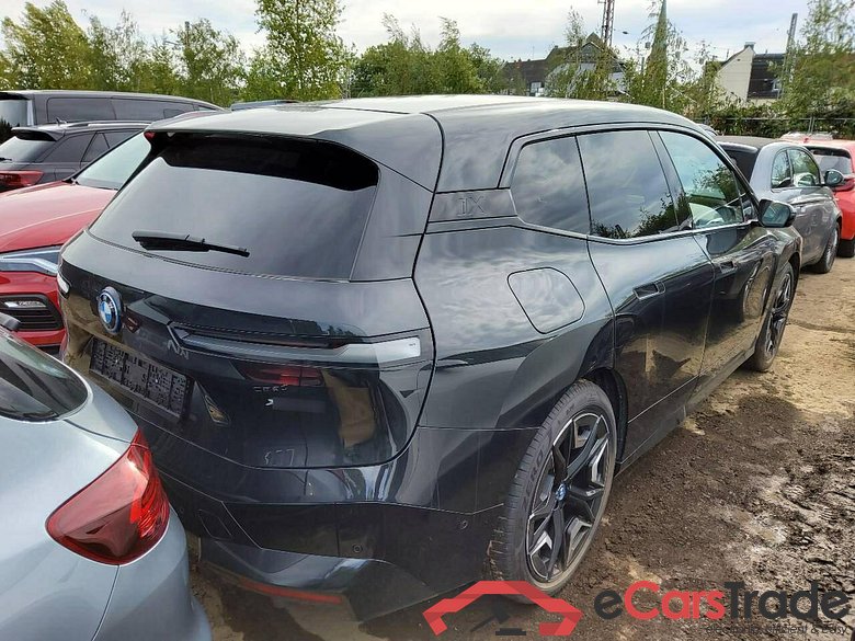 Bmw 40 xDrive Sport Baureihe iX #2