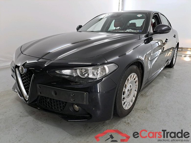 ALFA ROMEO GIULIA 2.2 JTDm Super (JAV ECO) Zomer Rijhulp Plus #1