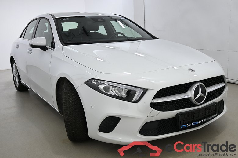 Mercedes A 180 d Aut. LED-Xenon Widescreen Navi 1/2 Sport-Leather Camera KeylessGo Klima PDC ... #2