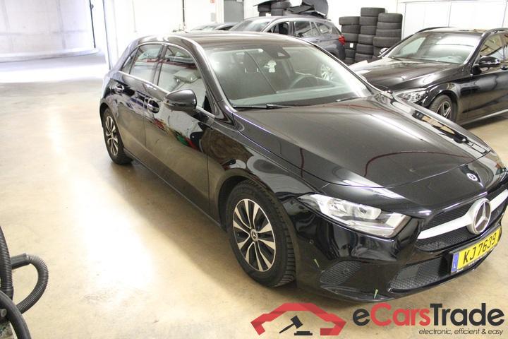 Mercedes A 180d Aut. Widescreen Navi KeylessGo Camera Klima PDC ... #2