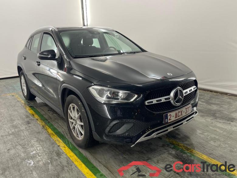 Mercedes GLA 200d Aut. Widescreen Navi 1/2 Leather  KeylessGo Klima PDC ... #2