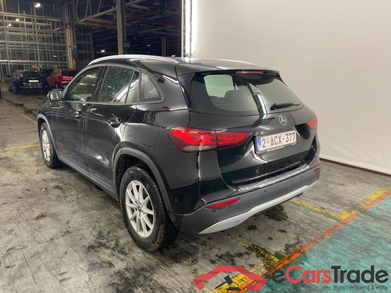 Mercedes GLA 200d Aut. Widescreen Navi 1/2 Leather  KeylessGo Klima PDC ... #4