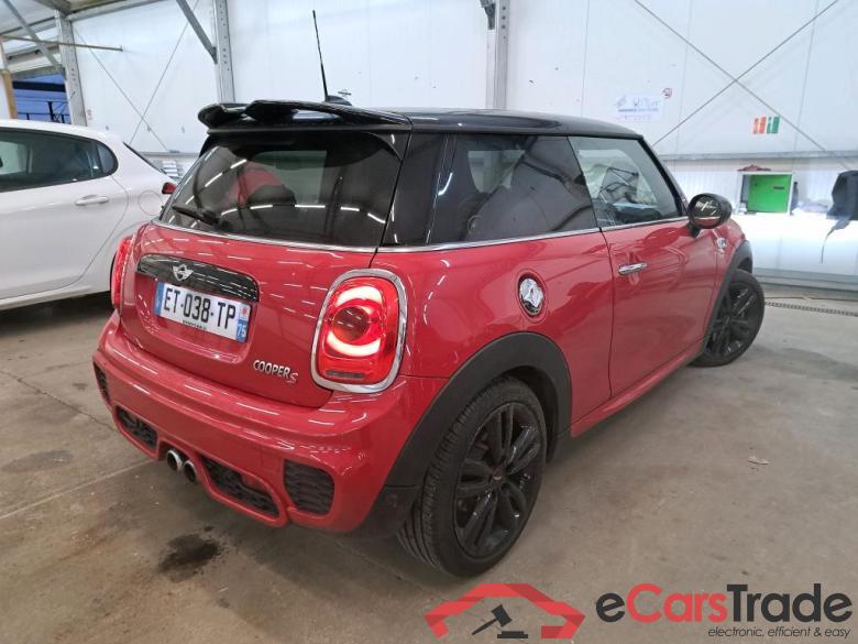 Mini Cooper S Finition JCW 192 ch MINI Mini / 2014 / 3P / Berline Cooper S Finition JCW 192 ch #3