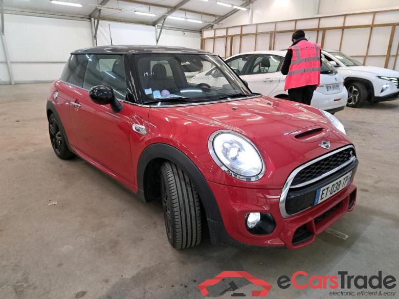 Mini Cooper S Finition JCW 192 ch MINI Mini / 2014 / 3P / Berline Cooper S Finition JCW 192 ch #4