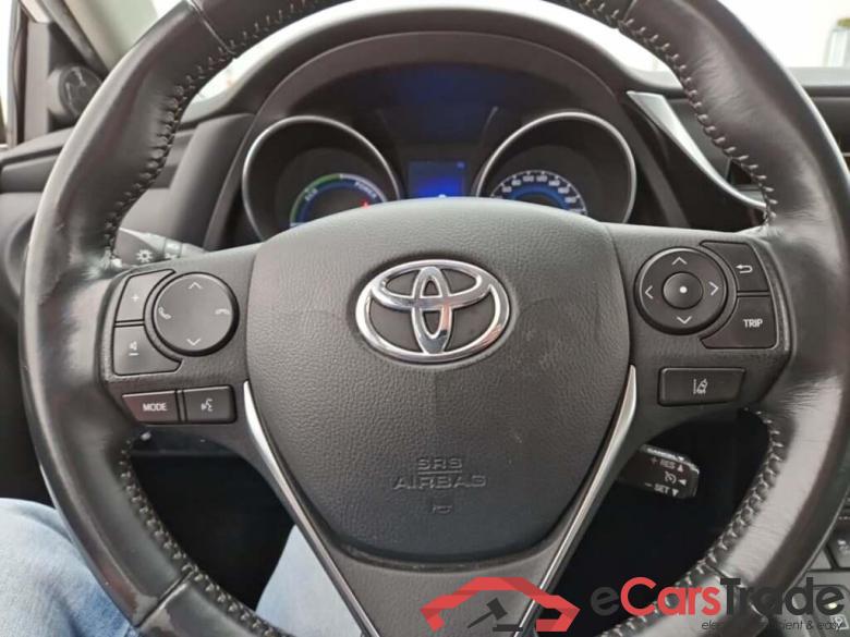 TOYOTA Auris Touring Sports 1.8 Hybrid Active CVT #6