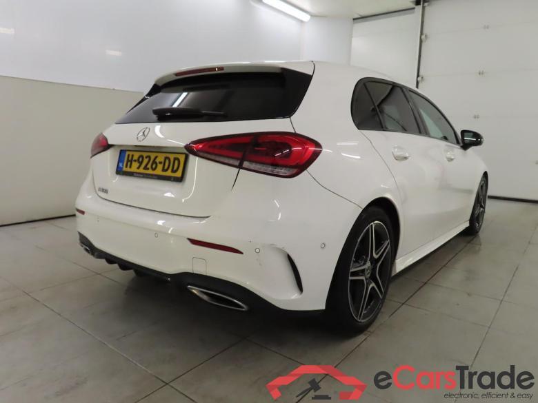 Mercedes A 160 AMG Night Pano LED-Xenon Widescreen Navi 1/2 Sport-Leather-Alcantara KeylessGo Klima PDC ... #2