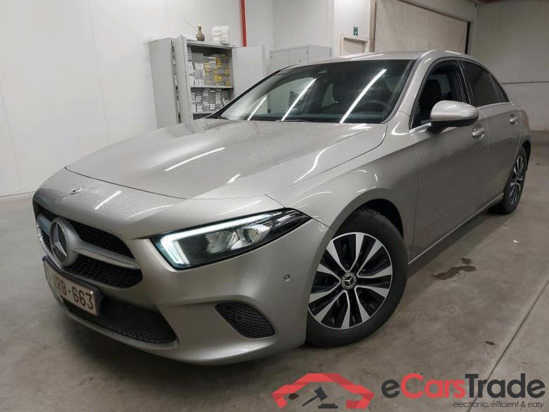 MERCEDES - MER A BERLINE 180 d DCT Business Solution & Pack Plus #1