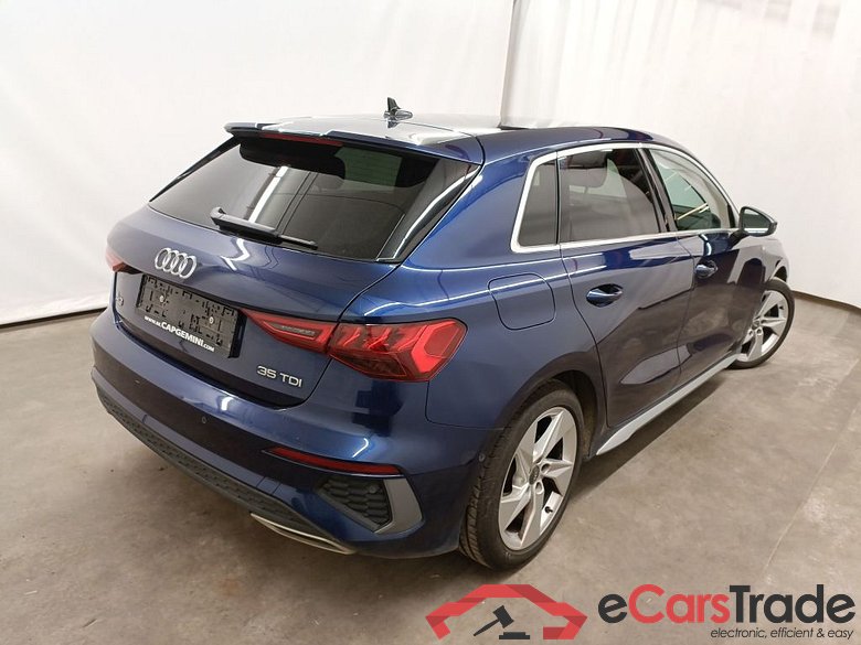 Audi A3 Sportback 2.0 35 TDi 110kW S tronic S line 5d #3