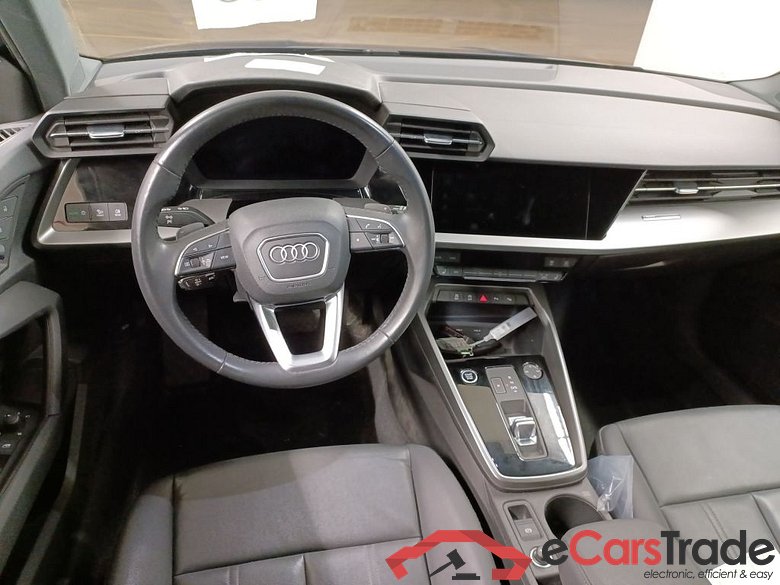 Audi A3 Sportback 2.0 35 TDi 110kW S tronic S line 5d #6