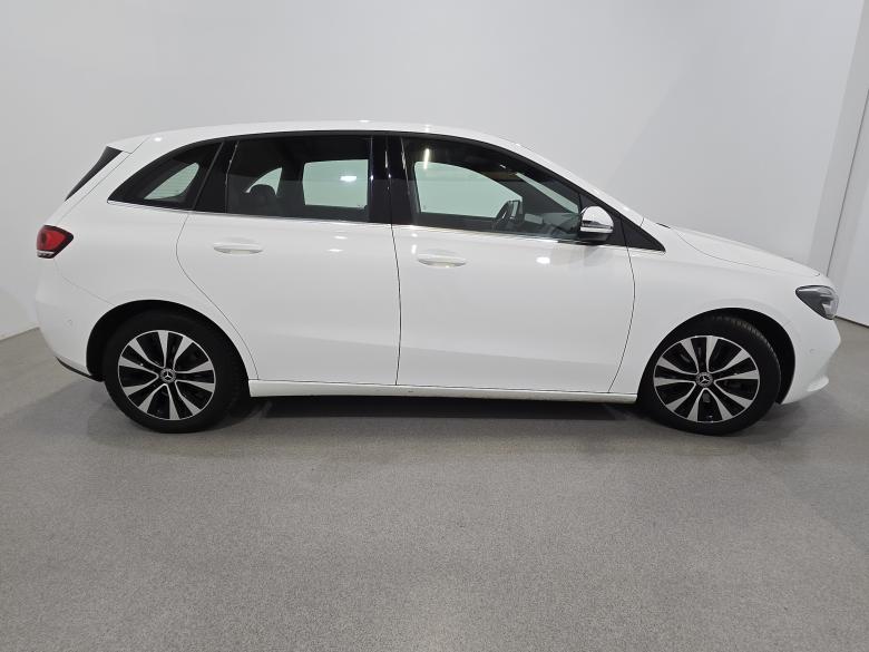 Mercedes B 180d Aut. LED-Xenon Widescreen Navi 1/2 Sport-Leather KeylessGo Camera Klima PDC ... #5