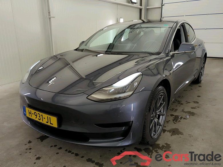 Tesla Model 3 '18 BEV Tesla Model 3 Standard Range Plus RWD 4d