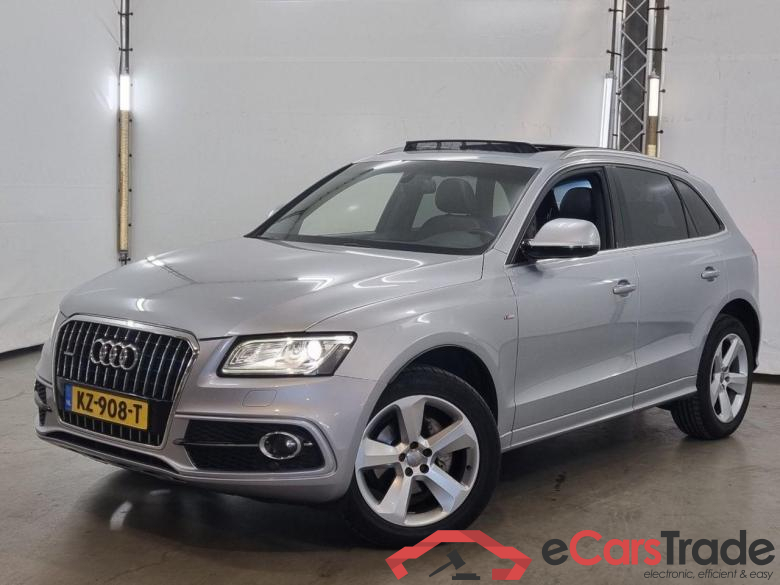 AUDI Q5 2.0 TFSI quattro Adrenalin Sport