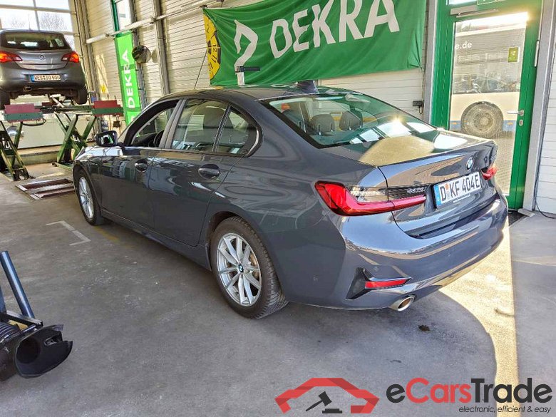 BMW Baureihe 3 Lim. (G20)(2018->) DE - Lim4 330e EU6d, Advantage (EURO 6d)(OPF), 2020 - 2022 #4