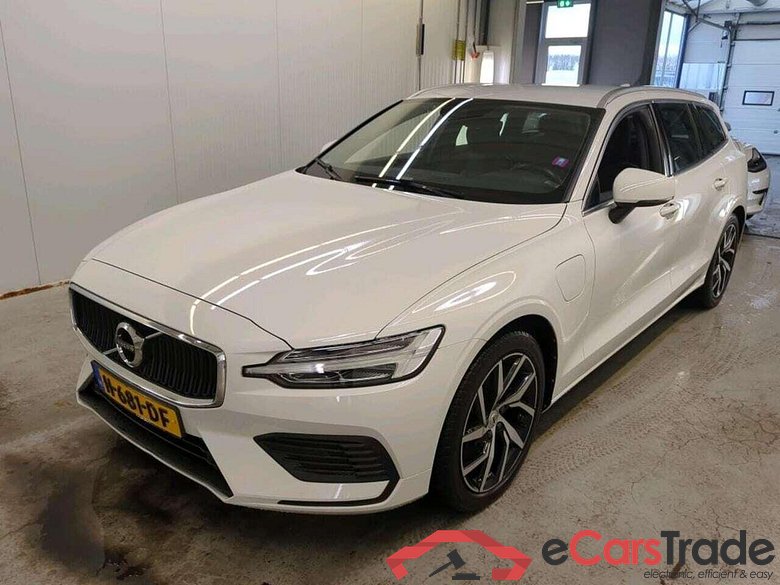 VOLVO V60 2.0 T6 TE AWD MomPro