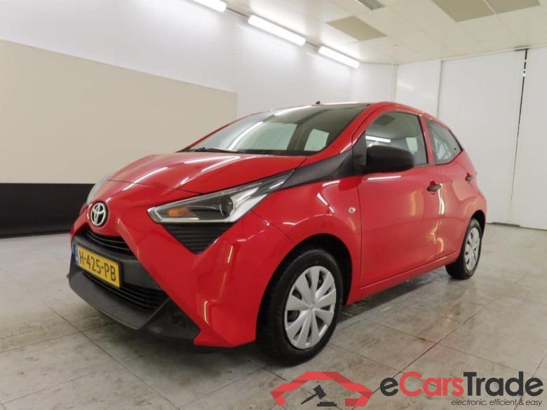 TOYOTA Aygo 1.0 VVT-i x-fun #1
