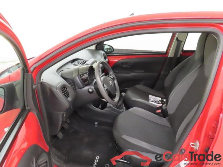 TOYOTA Aygo 1.0 VVT-i x-fun #3