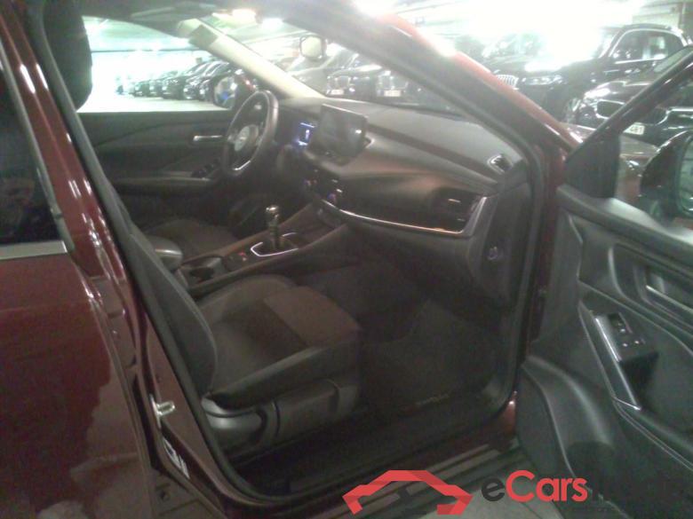 QASHQAI MY23 Mild-Hybrid 140 MT 2WD N-connecta  Design Pack                 #5