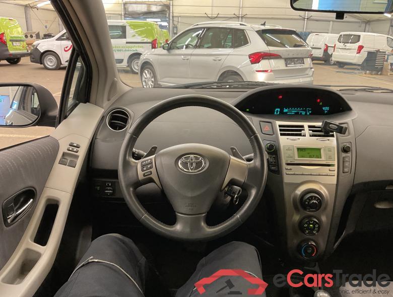 TOYOTA Yaris Yaris 1.33i VVT-i Luna #5