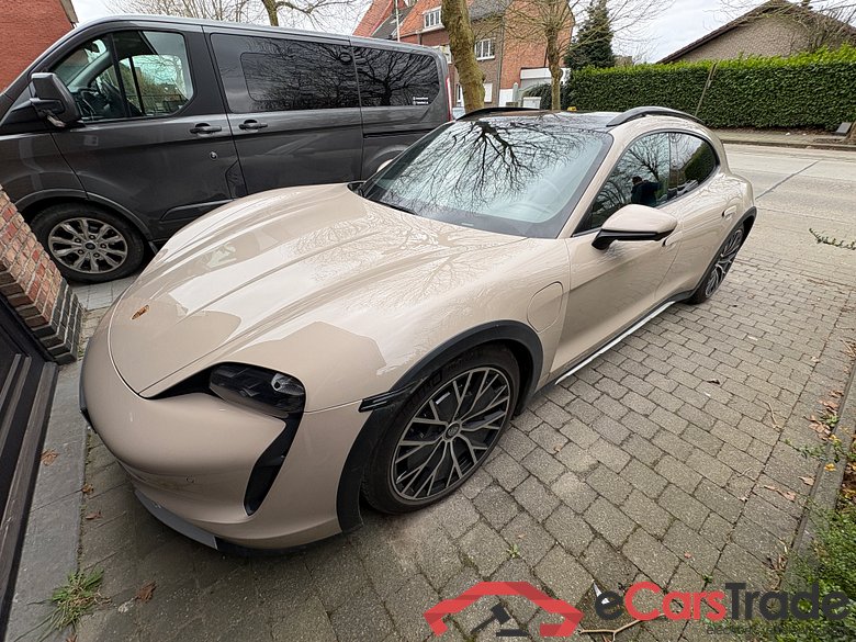 PORSCHE Taycan Cross Turismo Taycan 4 Cross Turismo (MY24) #1