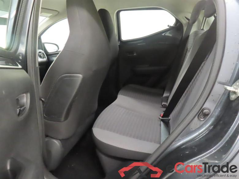 TOYOTA Aygo 1.0 VVT-i x-play #6