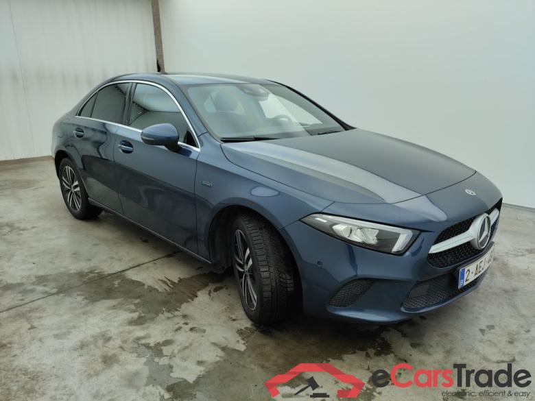 Mercedes-Benz A-Klasse Limousine A 250e Business Solution 4d #2