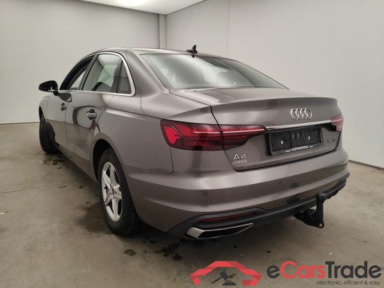 Audi A4 2.0 30 TDi 100kW S tronic Business Ed 4d #3