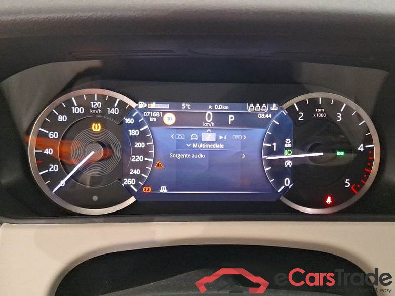 LandRover 129 LAND ROVER RANGE ROVER VELAR / 2017 / 5P / SUV 2.0 D I4 204 R-DYNAMIC S 4WD AUTO #4