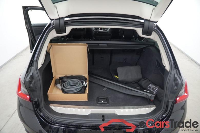 BMW 3-Serie Touring ´18 Baureihe 3 Touring 330 e Advantage 2.0 185KW AT8 E6d #6