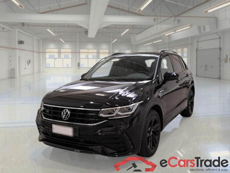 Volkswagen 8 VOLKSWAGEN TIGUAN / 2020 / 5P / SUV 1.5 TSI ACT R-LINE DSG #1