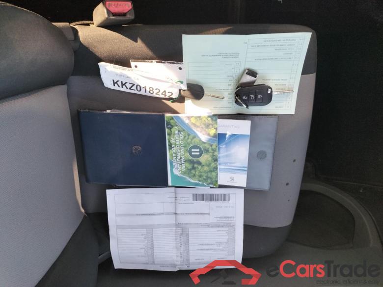 Peugeot Combi 1.6 BlueHDi 88KW (120CV) Standard PEUGEOT Expert / 2016 / 4P / combi Combi 1.6 BlueHDi 88KW (120CV) Standard #5