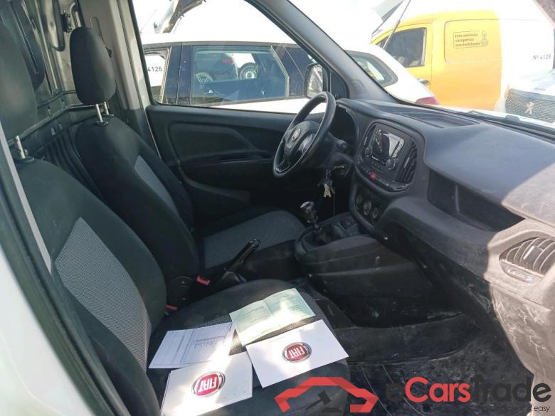 Fiat Cargo Maxi Base Plus 1.4 Tjet 89kW GNC FIAT Doblò Cargo/2015/4P/furgón derivado de turismo Cargo Maxi Base Plus 1.4 Tjet 89kW GNC #6