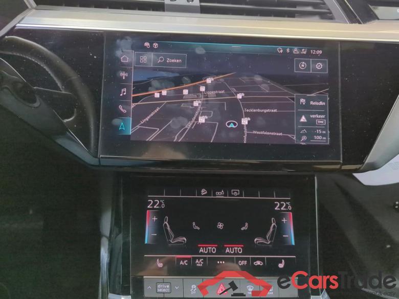 AUDI e-tron  #2