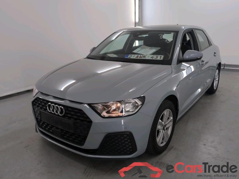 AUDI A1 1.0 25 TFSI Business Plus #1