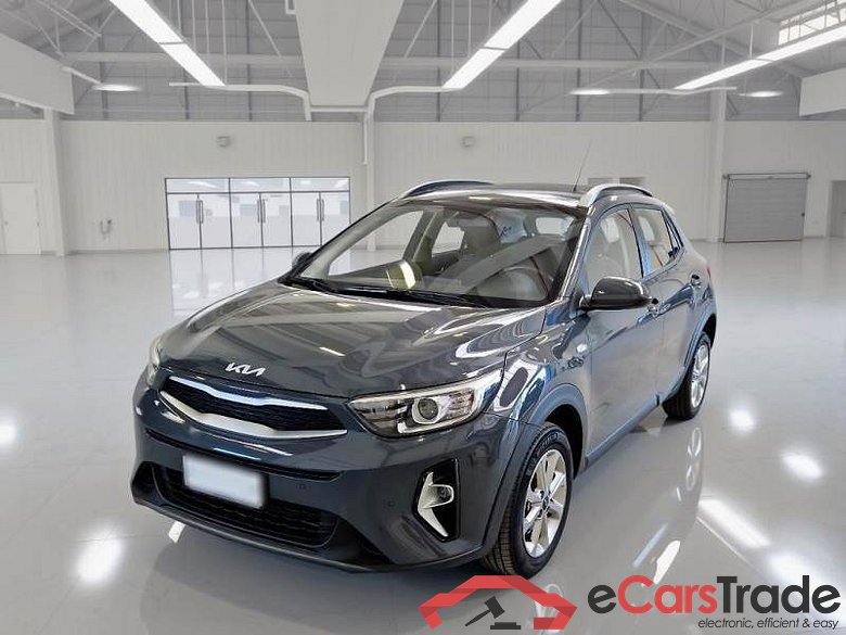 Kia 1.2DPIURBAN KIA Stonic / 2017 / 5P / SUV 1.2 DPI URBAN