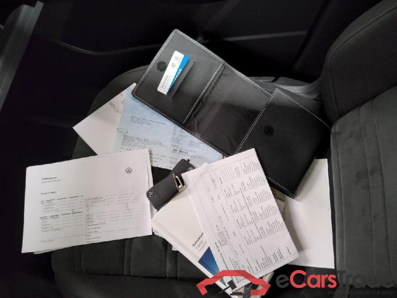 Volkswagen Touran ´15 Touran Comfortline BMT/Start-Stopp 2.0 TDI 85KW AT7 E6dT #1