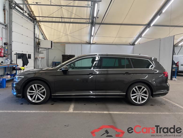 Volkswagen Passat Variant 2.0 TDI 190Hp R-Line Aut. Pano LED-Matrix Virtual Navi 1/2 Sport-Leather-Alcantara KeylessGo Camera Klima PDC ... #5