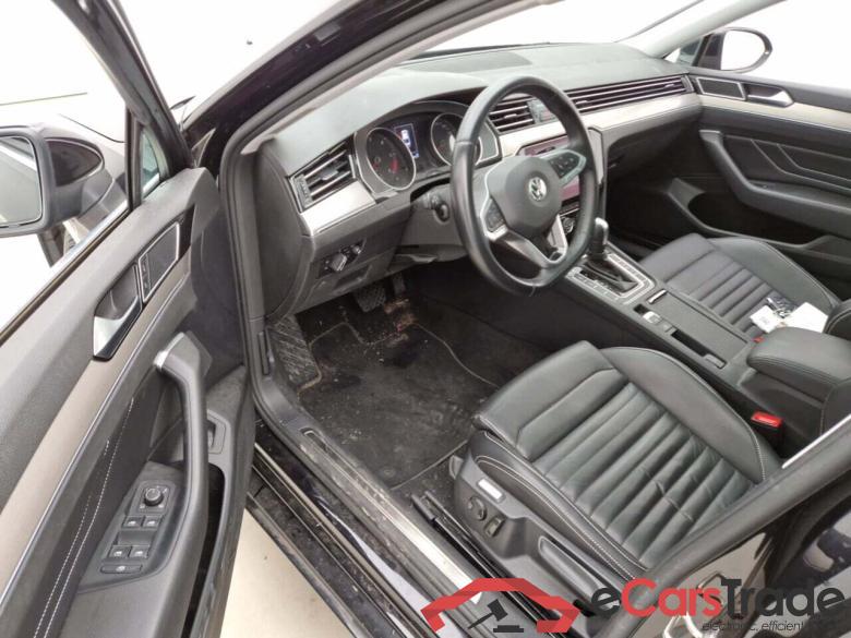 Volkswagen Passat 1.6 TDI Elegance Aut. Pano LED-Matrix Navi Sport-Leather KeylessGo Camera Klima PDC ... #5