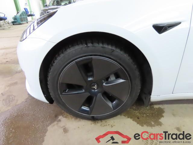 Tesla Model 3 ´18 BEV TESLA Model 3 Langstreckenbatt. Allradantrieb Dual Motor 4d 366kW #6