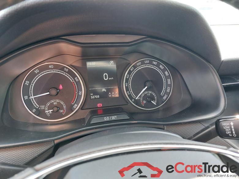SKODA Kamiq 1.0 TSI Ambition #6