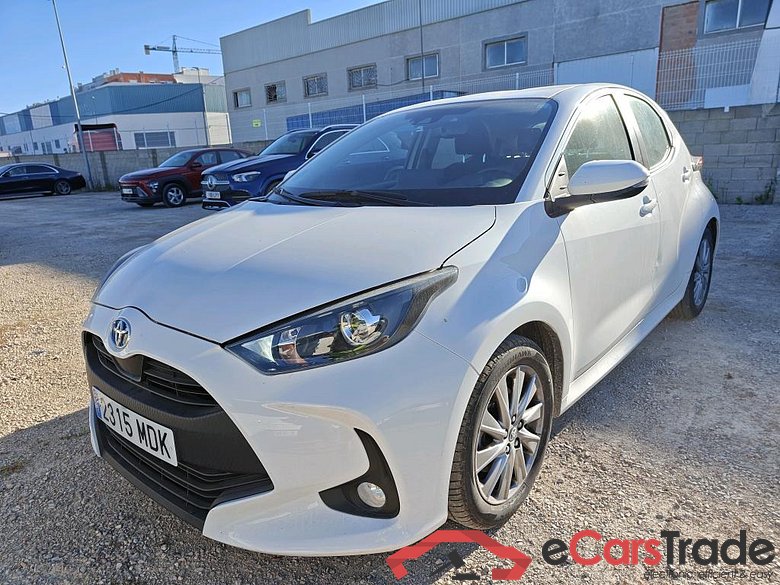 Toyota 1.5 120H Active Tech TOYOTA Yaris / 2020 / 5P / berlina con portón 1.5 120H Active Tech