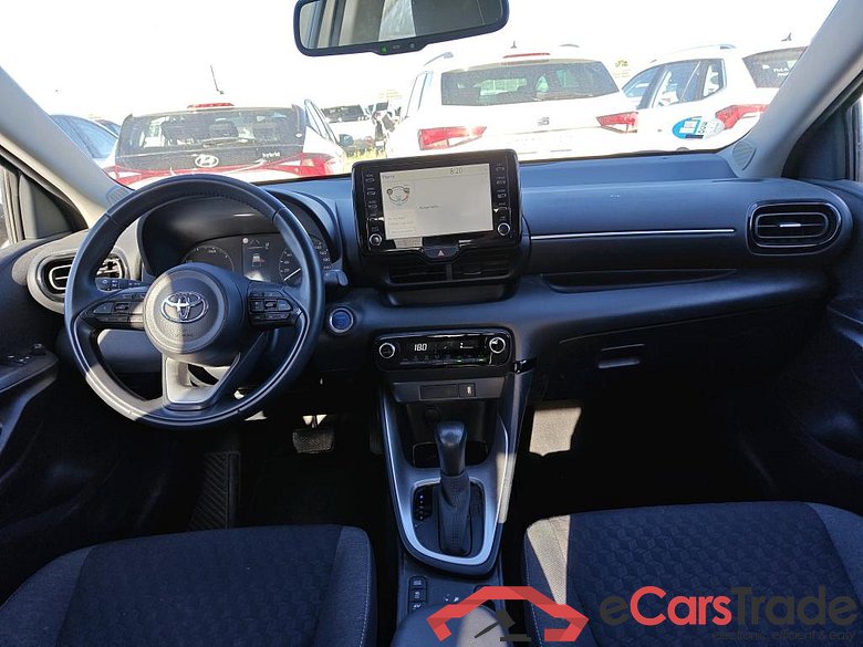 Toyota 1.5 120H Active Tech TOYOTA Yaris / 2020 / 5P / berlina con portón 1.5 120H Active Tech #3