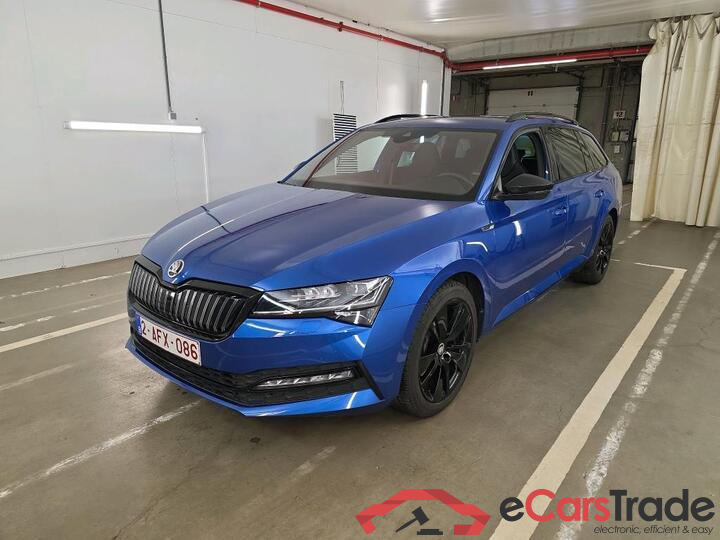 Skoda Superb Combi Superb Combi 1.4 TSI iV DSG6 Sportline 160kW/218pk  5D/P Auto-6