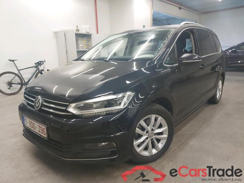VOLKSWAGEN - VW  TOURAN TDi 115PK DSG Highline Pack Business Plus & Lane Assist & Easy Open & Nav Disvover Media & Park Assist & Foldable Trailer Hook #1